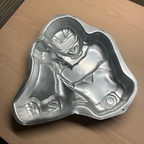 Power Ranger cake bakeware - Picture 2 of 2